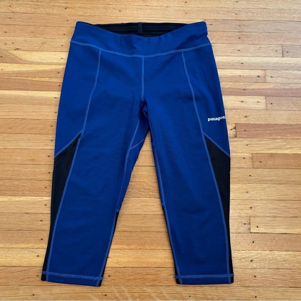 Patagonia navy/black crop athletic leggings